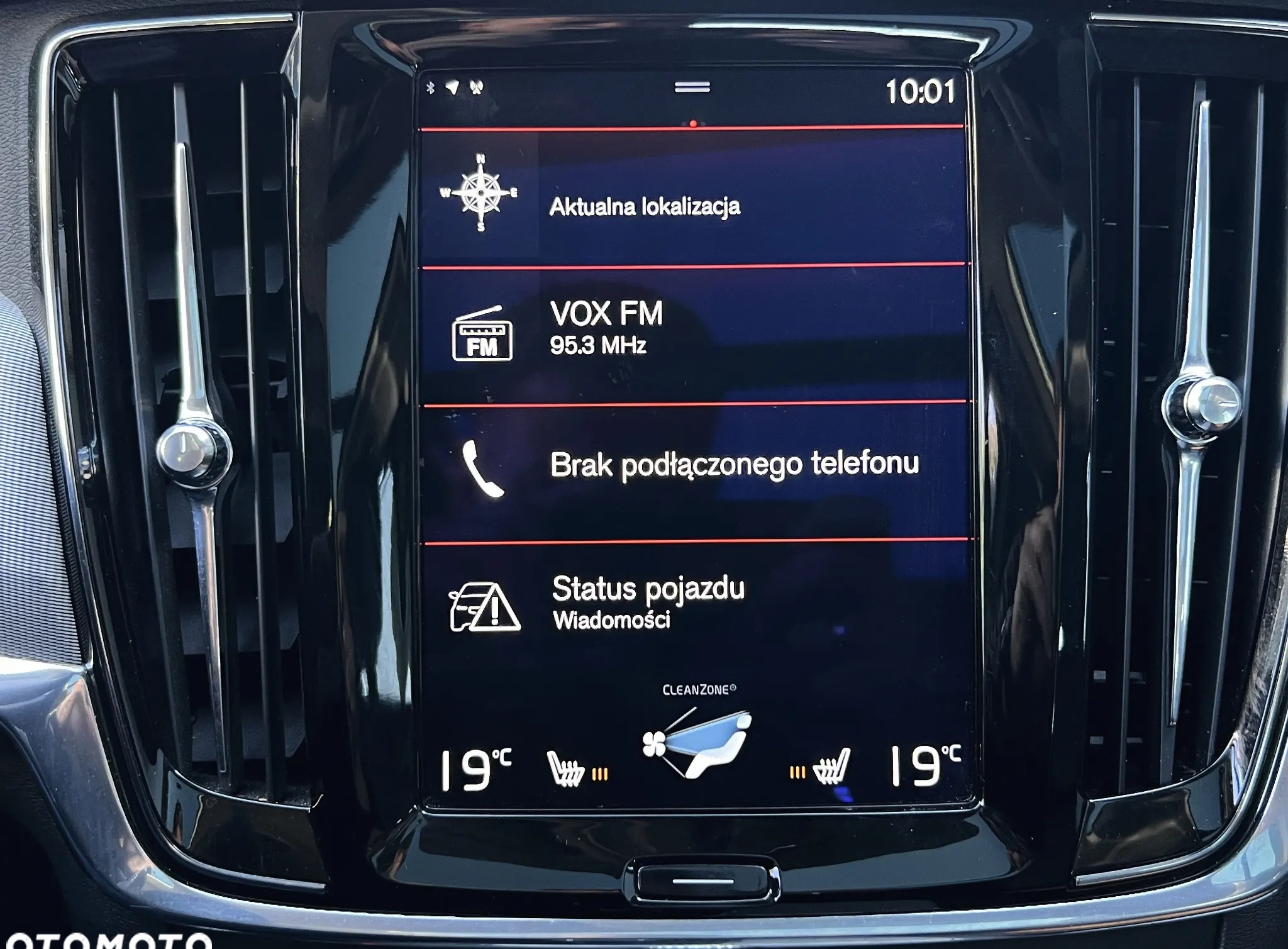 Volvo V90 cena 127900 przebieg: 94000, rok produkcji 2017 z Ośno Lubuskie małe 704